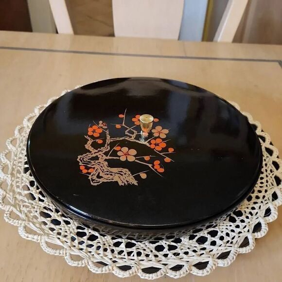 Vintage Japanese lacquerware floral server tray with lid - Picture 1 of 3